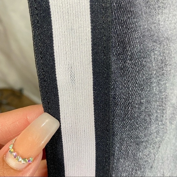 AO.LA by Alice & Olivia high waisted button fly skinny jeans with side stripe - Picture 7 of 12